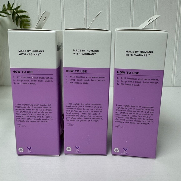 The Honey Pot Company “calming” Lavender Bath Bombs - NIB - Picture 2 of 5